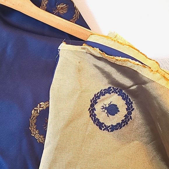 Upholstery Fabric French Bee Gold & Navy - Picture 3 of 3